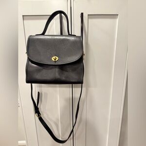 Coach Vintage Manor Top Handle Crossbody Bag 9977 Black Glovetanned Leather